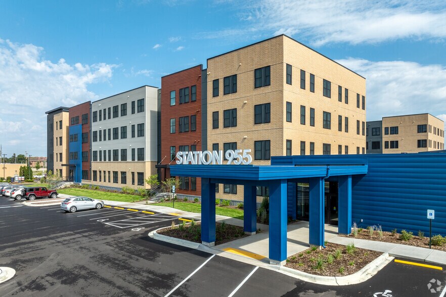 Exterior Front - Station 955 Apartments