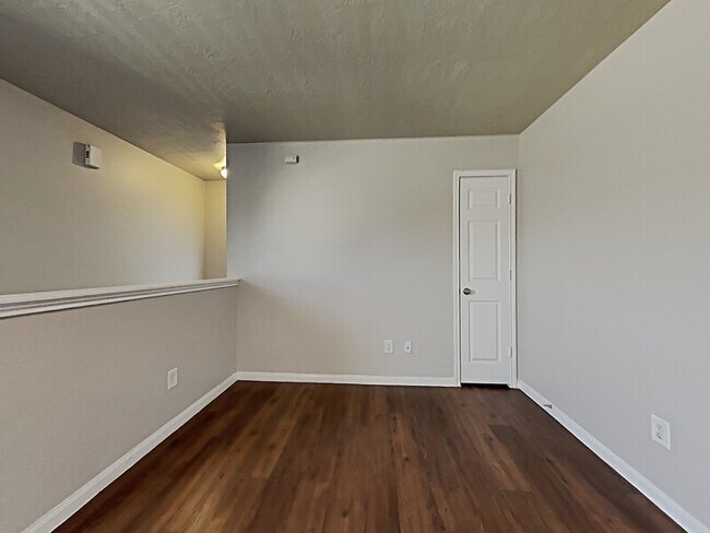Building Photo - 21607 Nella Cir