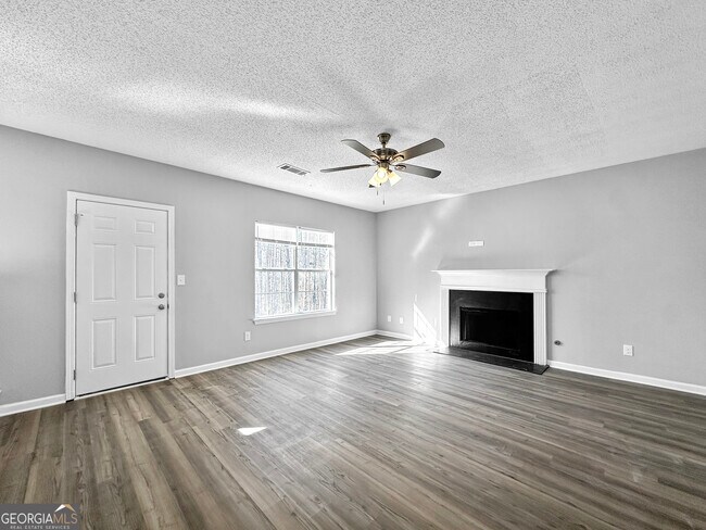 Building Photo - 3263 N Winds Trail