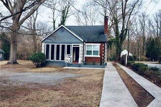 Building Photo - 1526 Childress Dr SW