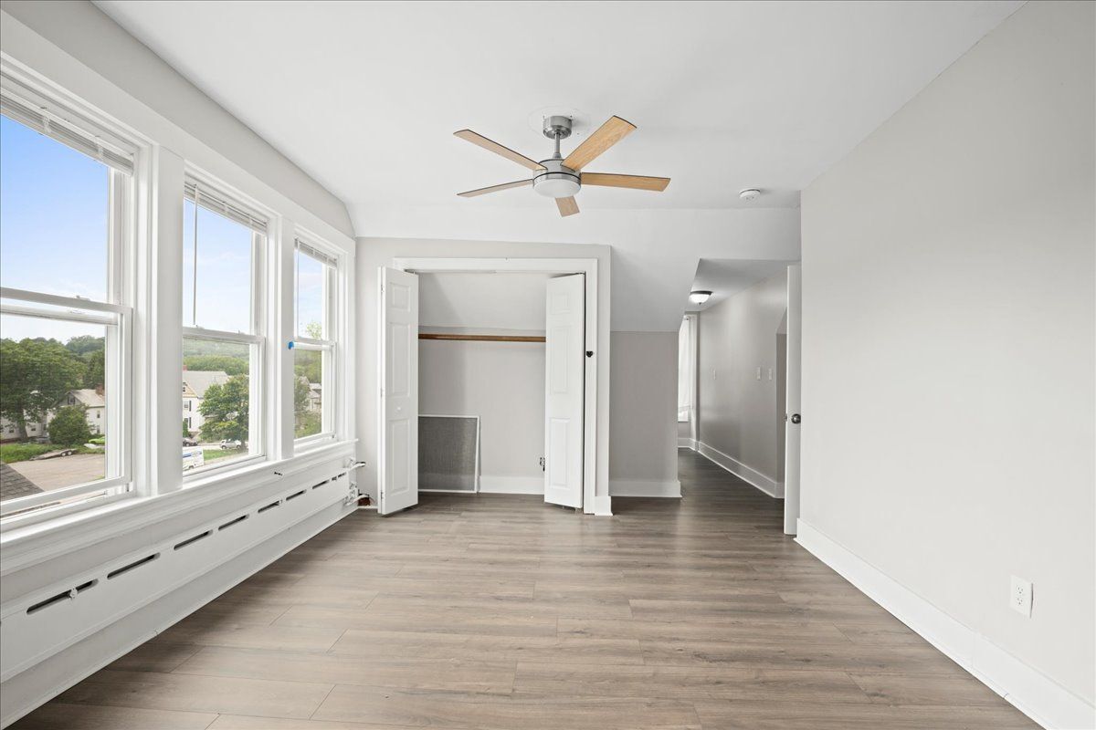 Building Photo - 36 Cedar St