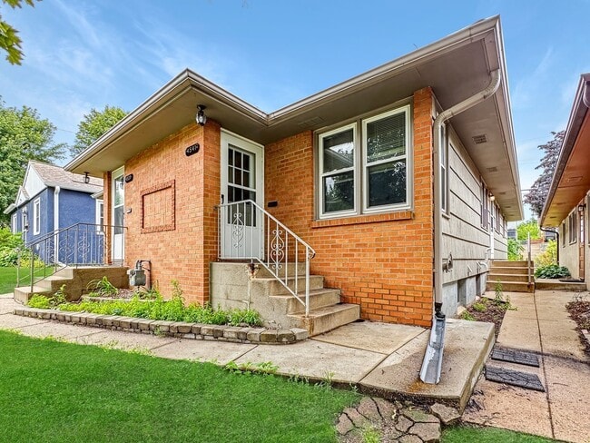 Building Photo - 4541 Bloomington Ave