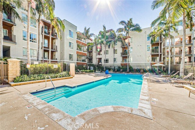 Building Photo - 100 S Alameda St