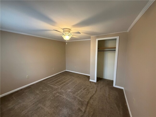 Building Photo - 24 Maynard Ave