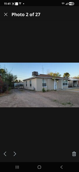 Building Photo - 730 E 1st St