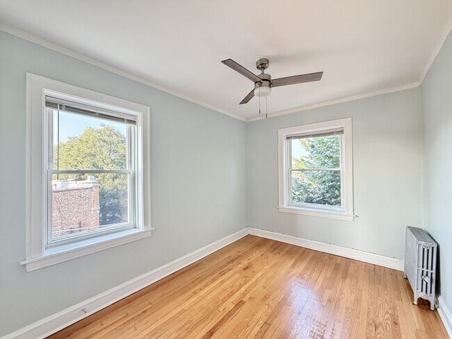 Building Photo - 2840 N Lockwood Ave