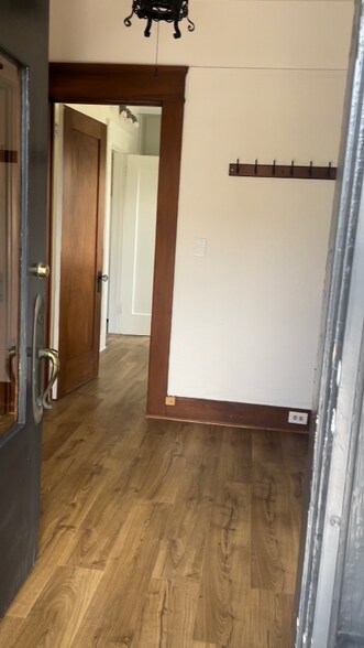 Building Photo - 3829 Eagle St