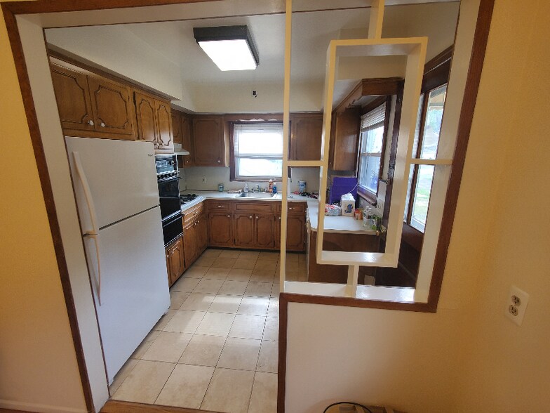 Primary Photo - 22 Ryle Ave