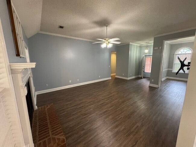 Building Photo - 111 Weatherstone Pl
