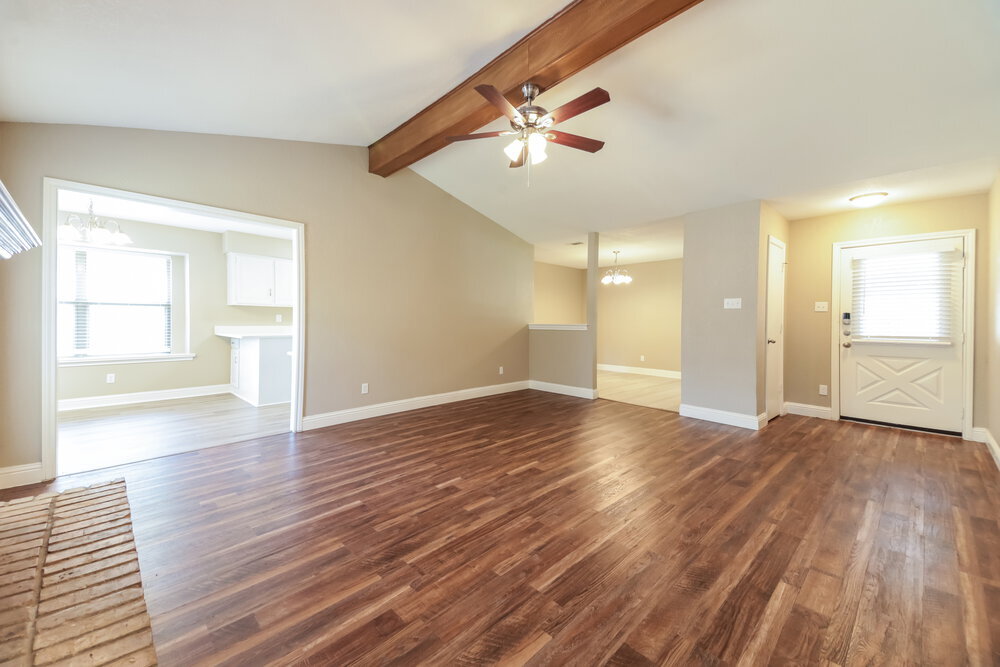 Building Photo - 5237 Prairie Creek Dr