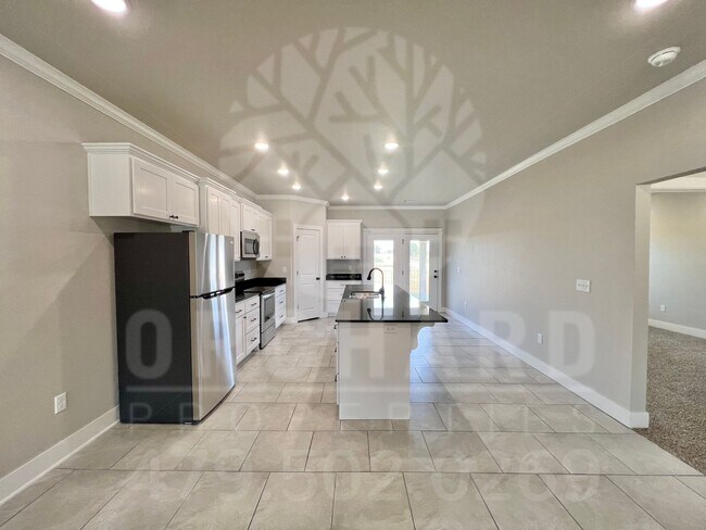 Building Photo - 528 Bradford Dr