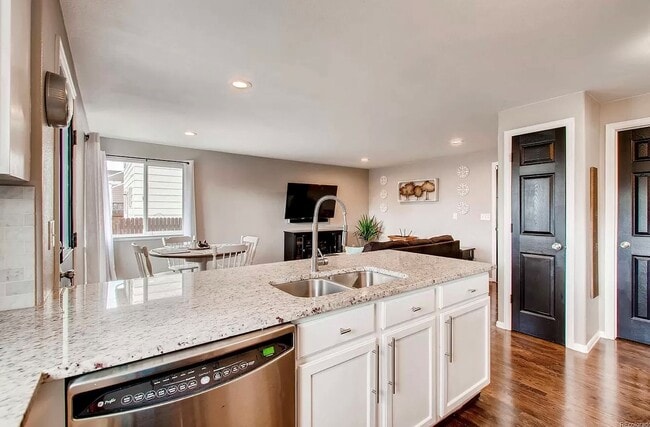 Building Photo - 1247 Cedarwood Dr