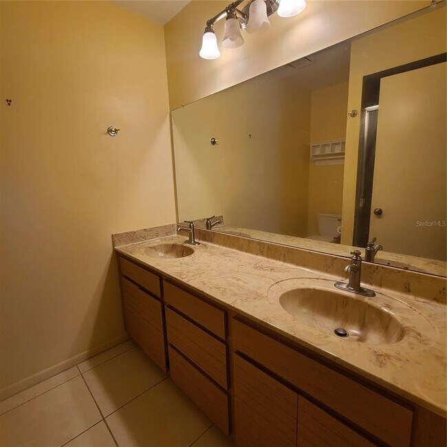 Building Photo - 3505 Tarpon Woods Blvd