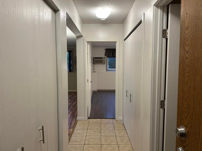 Building Photo - 113 Cluff Crossing Rd