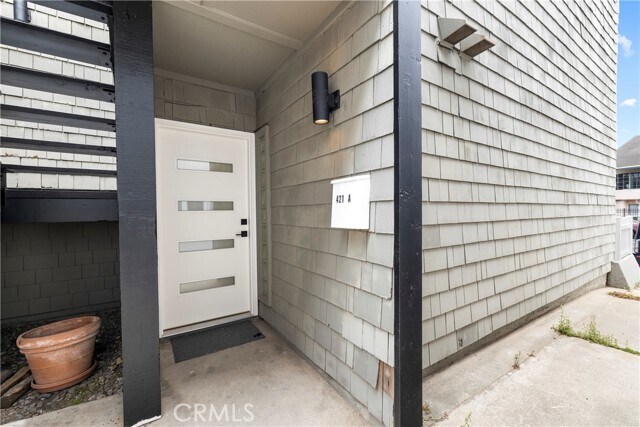 Building Photo - 421 E Balboa Blvd