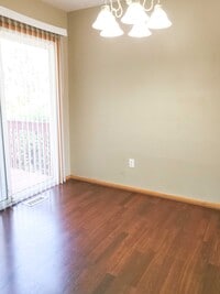 Building Photo - 5657 Sugarberry Dr SE