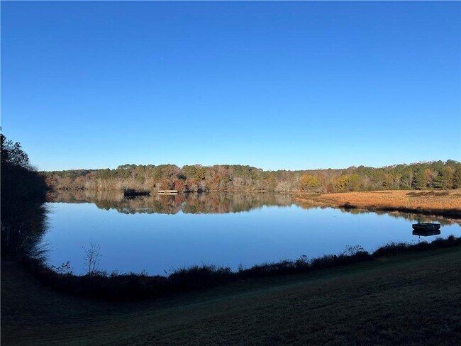 Building Photo - 1561 Branthaven Ln