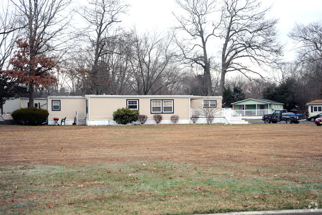 Building Photo - Tilton Terrace Mobile Home Park