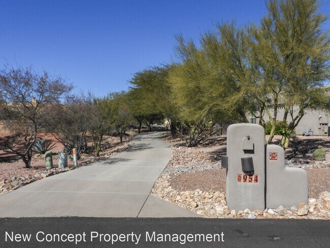 Building Photo - 4 br, 3 bath House - 954 W Dancing Rain Ct