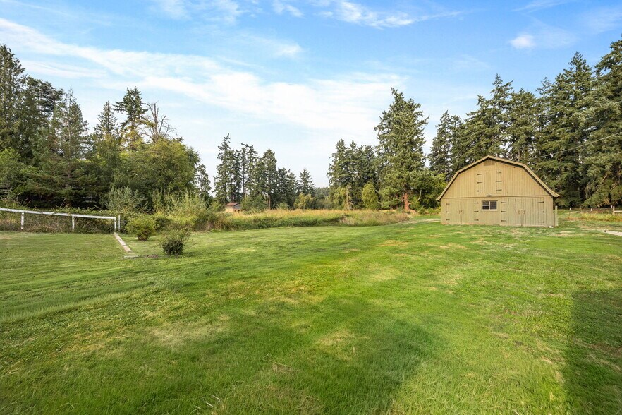 Building Photo - 12121 47th Ave E