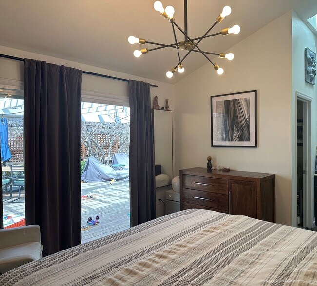 Building Photo - February 2026 SFH in Valley Traditions Lit...