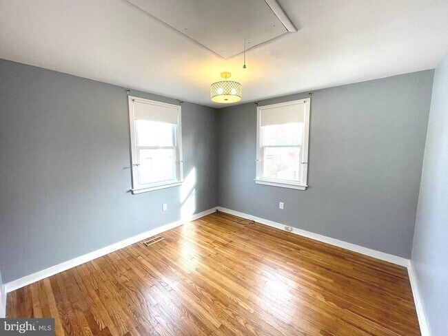 Building Photo - 1365 Davisville Rd