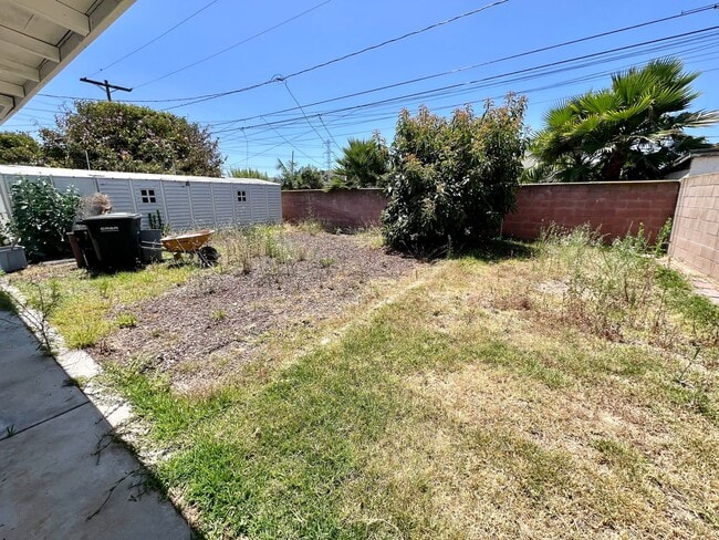 Building Photo - Nice Single Family Home in Bellflower