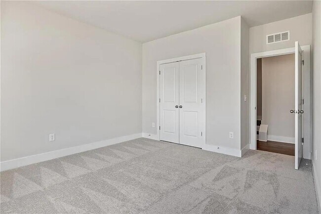 Building Photo - 1251 Wintergreen Wy