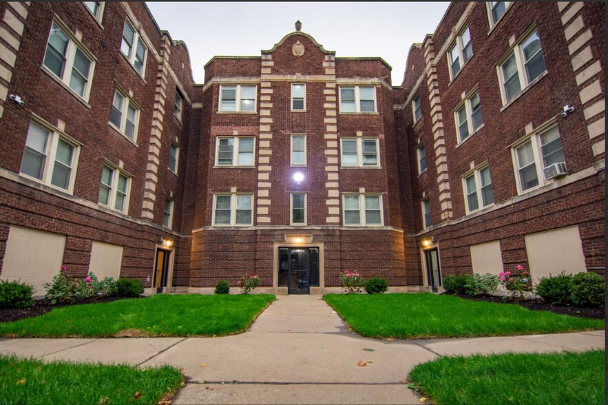 Building Photo - 7756 S Muskegon Ave