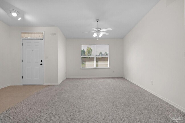 Building Photo - 9568 Brentwood Blvd