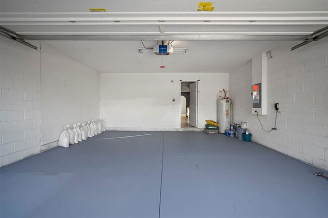 Building Photo - 1303 Alhambra Crest Dr