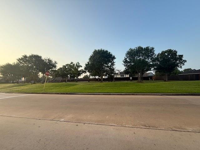 Building Photo - 16847 Carrollton Creek Ln