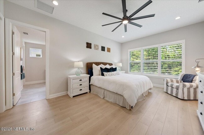 Building Photo - 10300 Silverbrook Trl