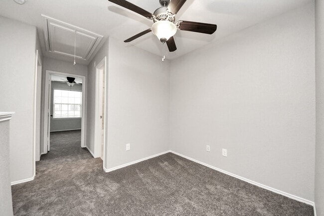 Building Photo - 16130 Beachside Pl