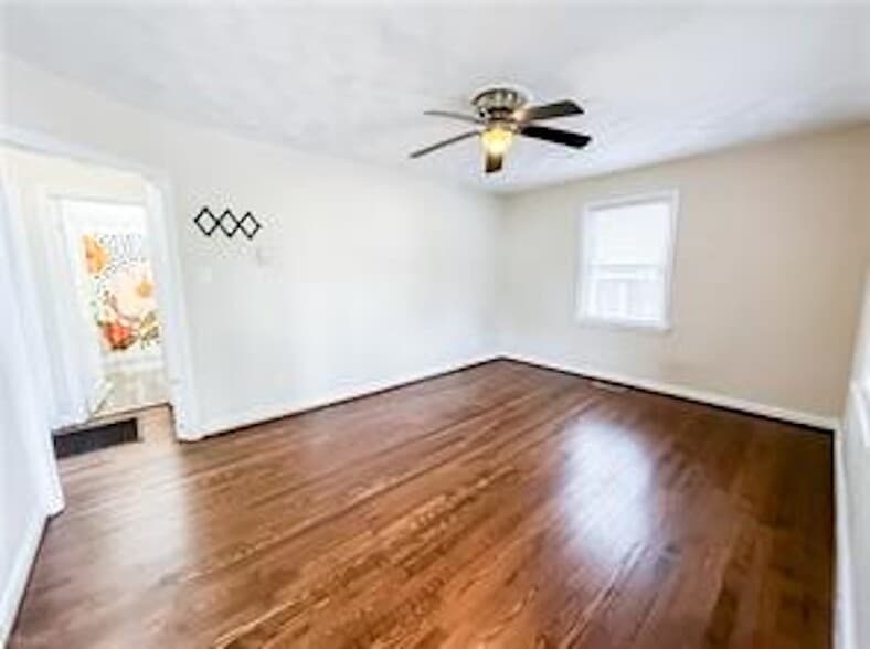 Building Photo - 3403 Dartmouth St