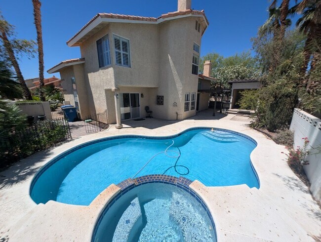 Building Photo - 8432 Airmont Ct