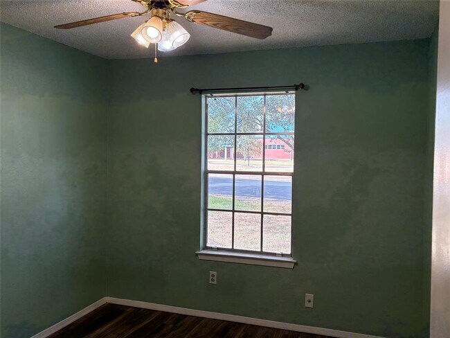Building Photo - 12229 Mosley Ln