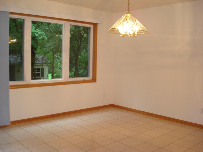 Building Photo - 11397 Edgemere Terrace