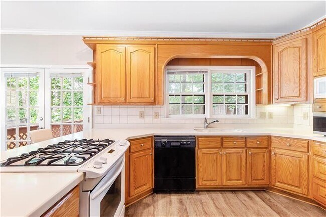 Building Photo - 919 Bridgegate Dr NE