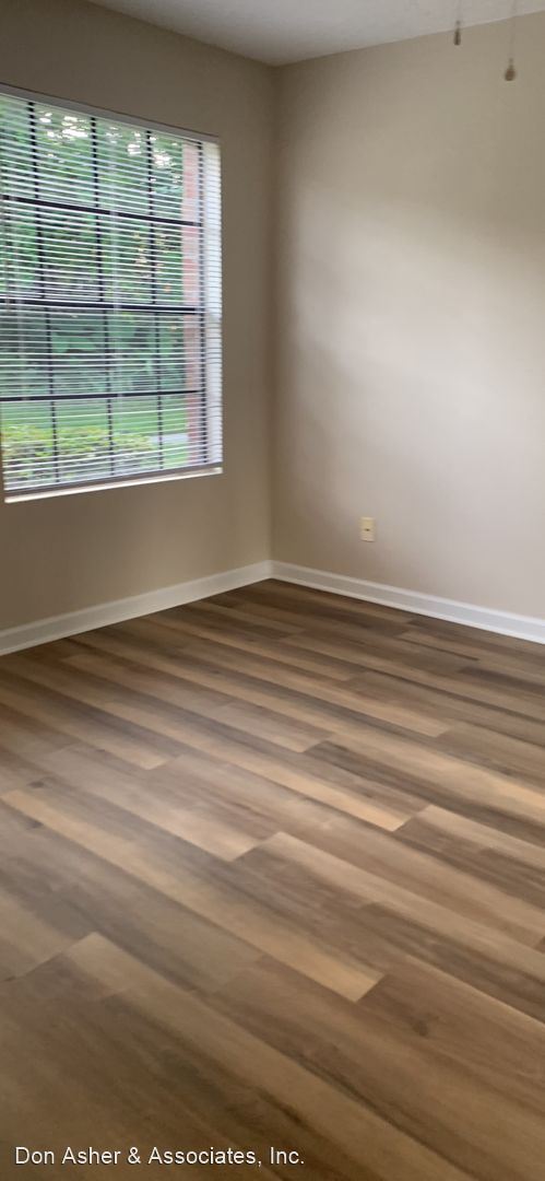 Building Photo - 2 br, 1 bath House - 465 Forestway Circle ...