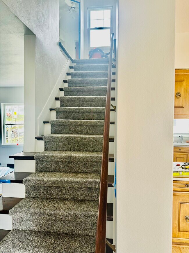 Building Photo - 3337 W 26th St