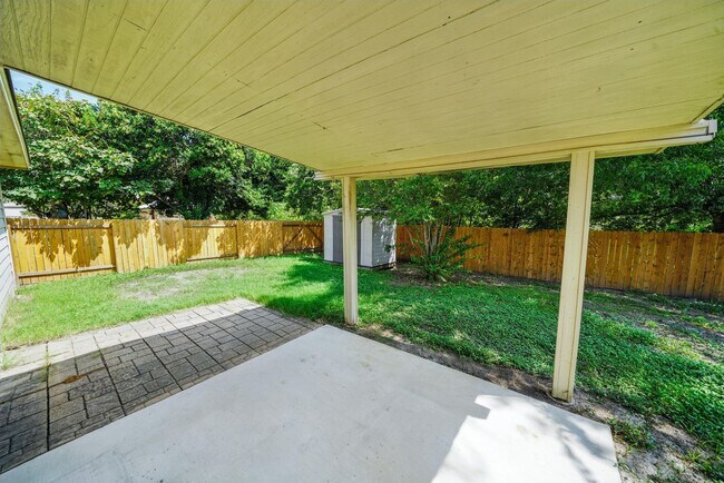 Building Photo - Westover Valley Single-Story on Greenbelt ...