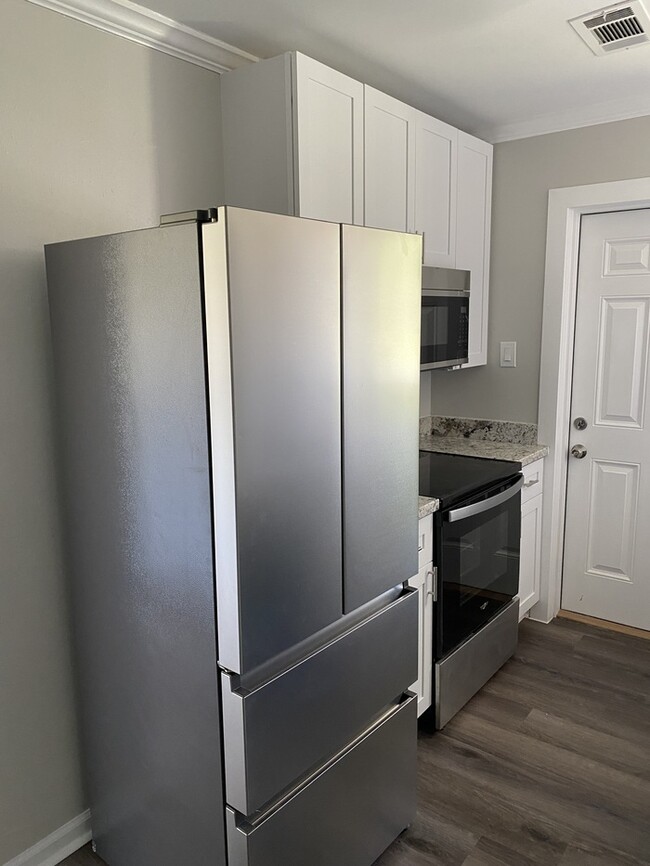 Building Photo - Beautiful 1/1 Duplex in Biloxi, MS