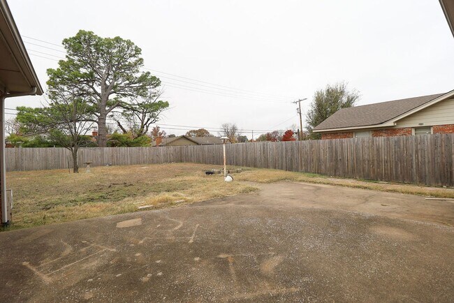 Building Photo - Remodeled home!