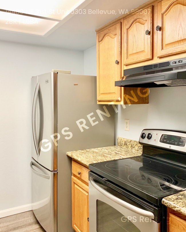 Building Photo - Just Steps from Microsoft – Spacious 2 Bed...