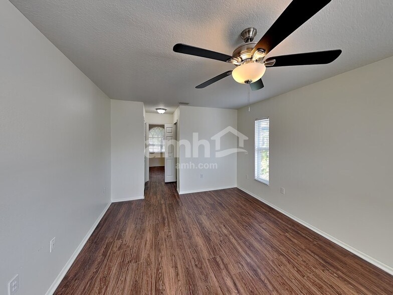 Building Photo - 3118 37th Ter E