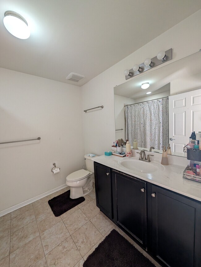 Building Photo - 60 Andrews Way