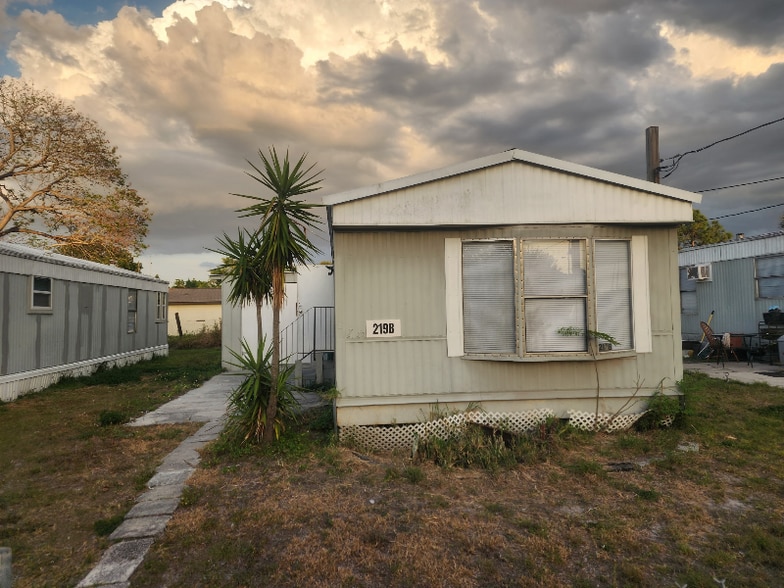 Primary Photo - 219 Dairy Rd