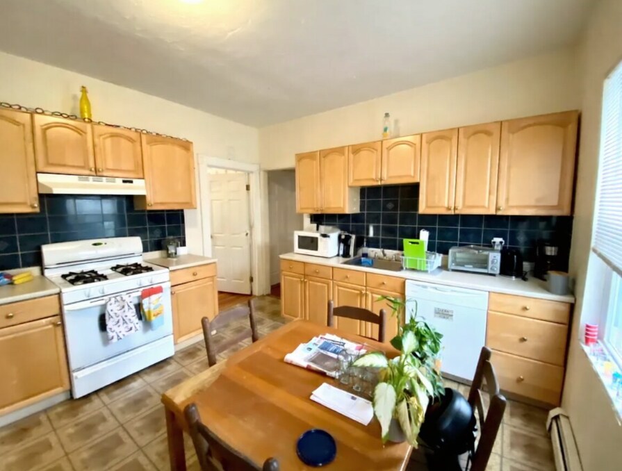 Building Photo - 34 Darling St