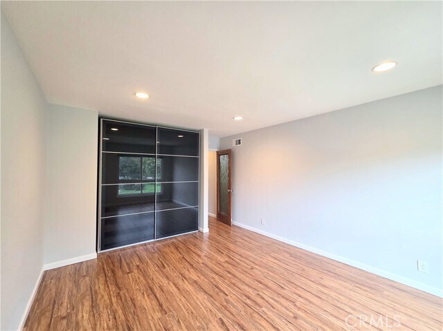 Building Photo - 3701 Country Club Dr